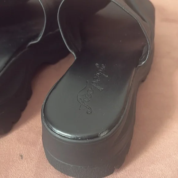 Free People Black Platform Edgy Clogs Size 41 - Picture 7 of 8